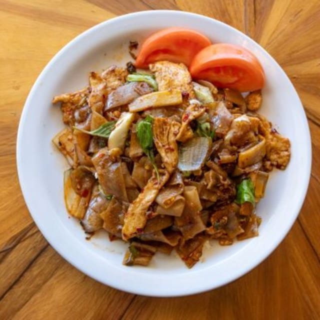 Pad Kee Mao Street Noodle.